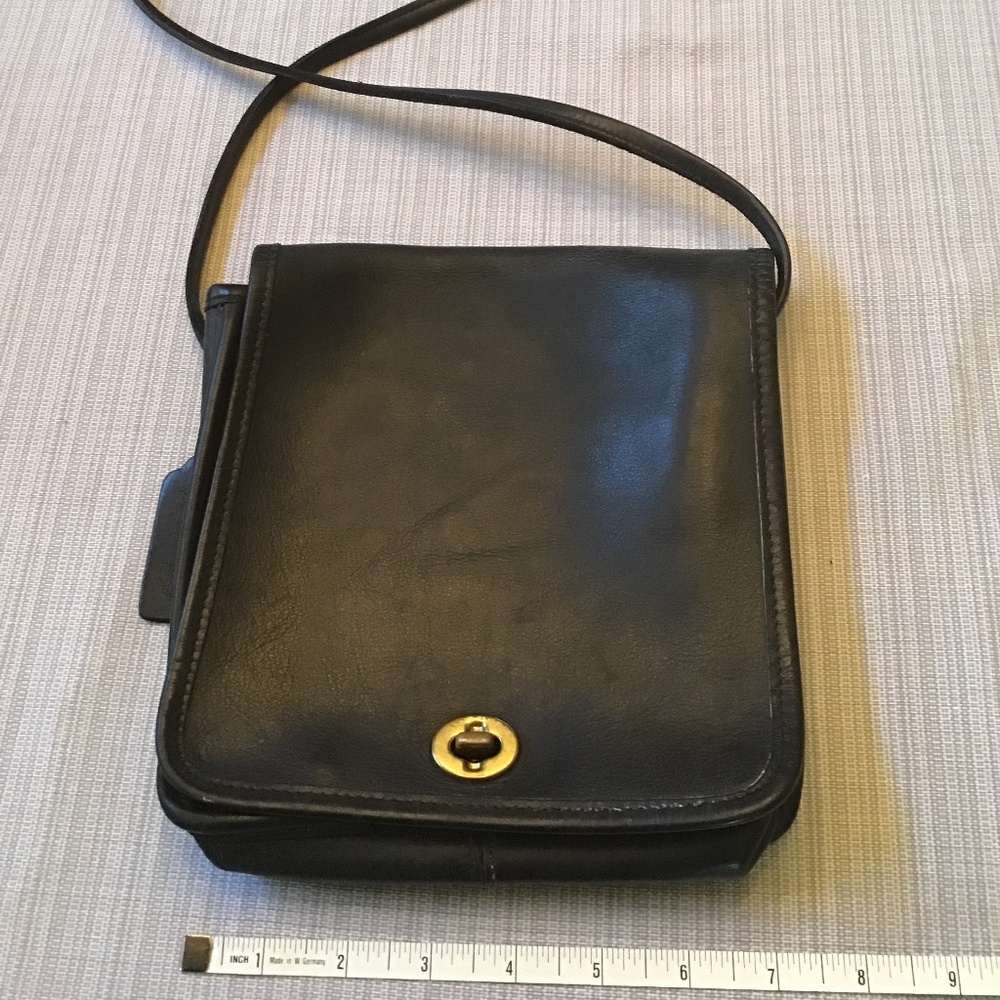 Rare Black VINTAGE COACH CROSS BODY